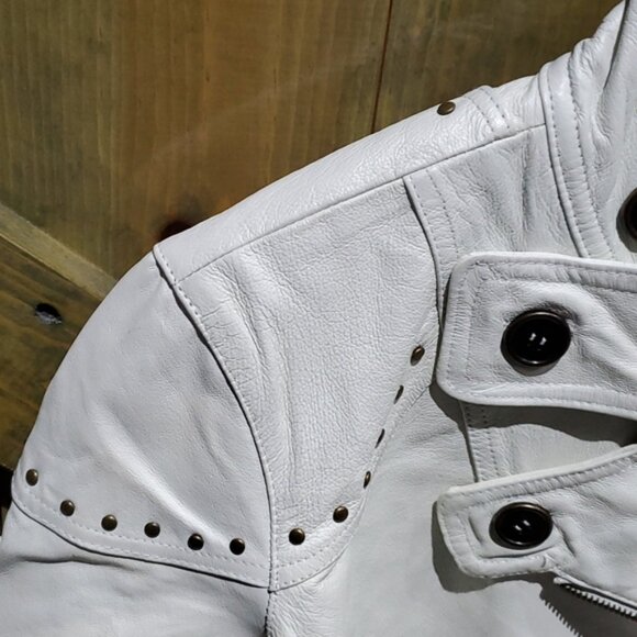 BOSTON PROPER WHITE LEATHER MOTO JACKET WITH STUDS SIZE MEDIUM - Picture 2 of 16